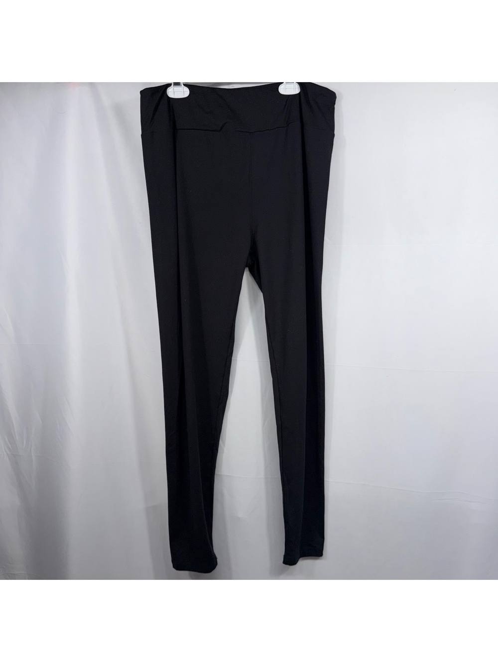 LuLaRoe TC Black Solid Leggings Stretch Pants